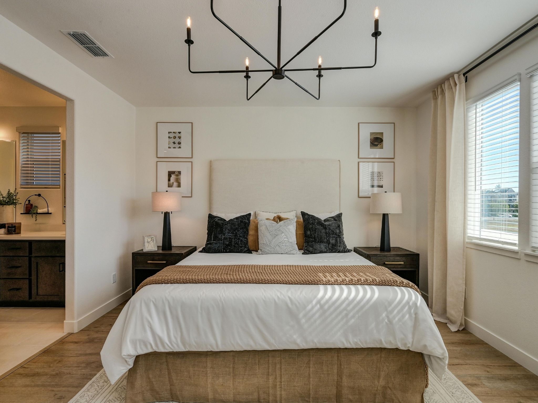 Bright 1 Bedroom with Mersey Views, Liverpool Waterfront